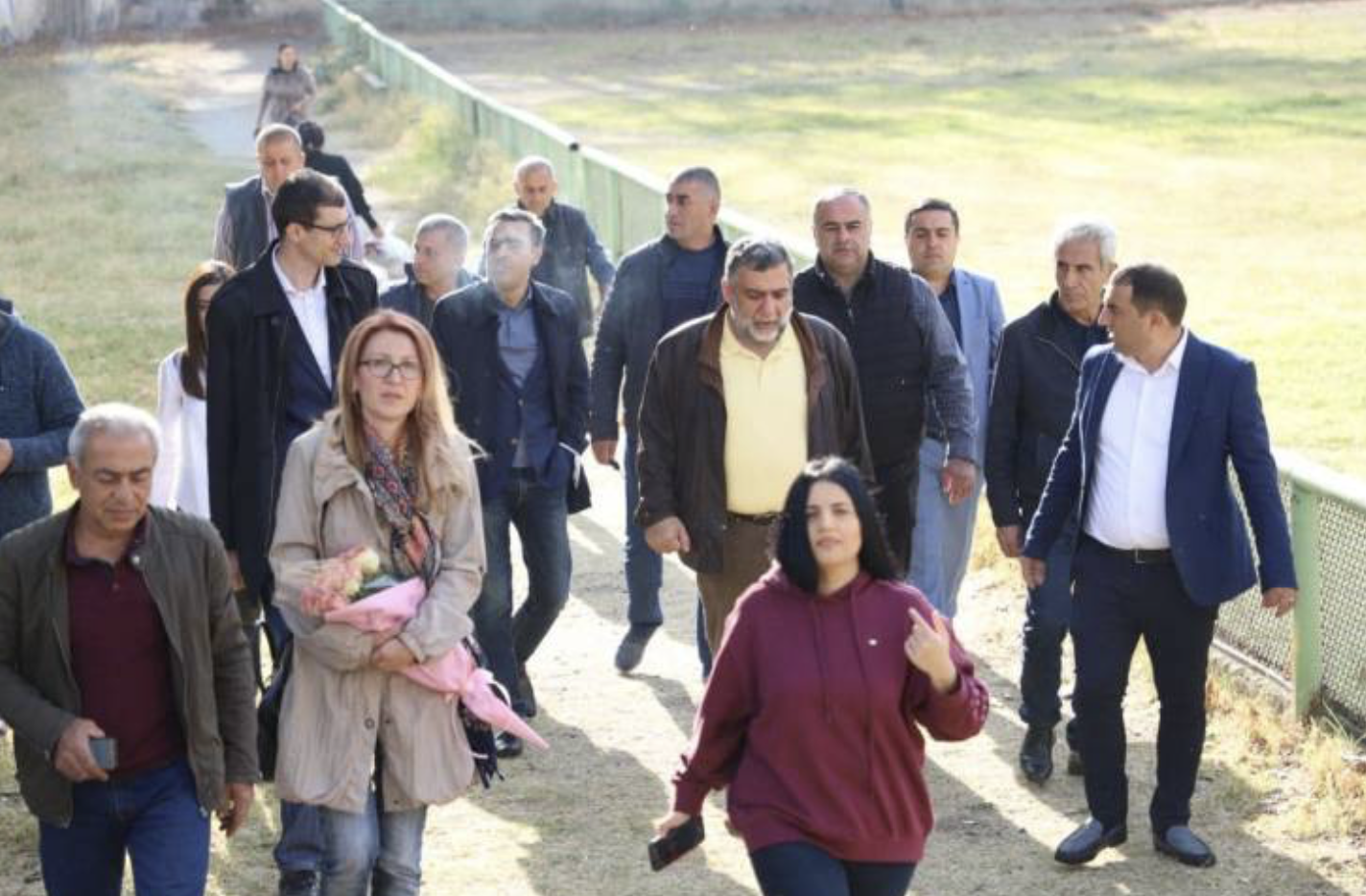 article-image